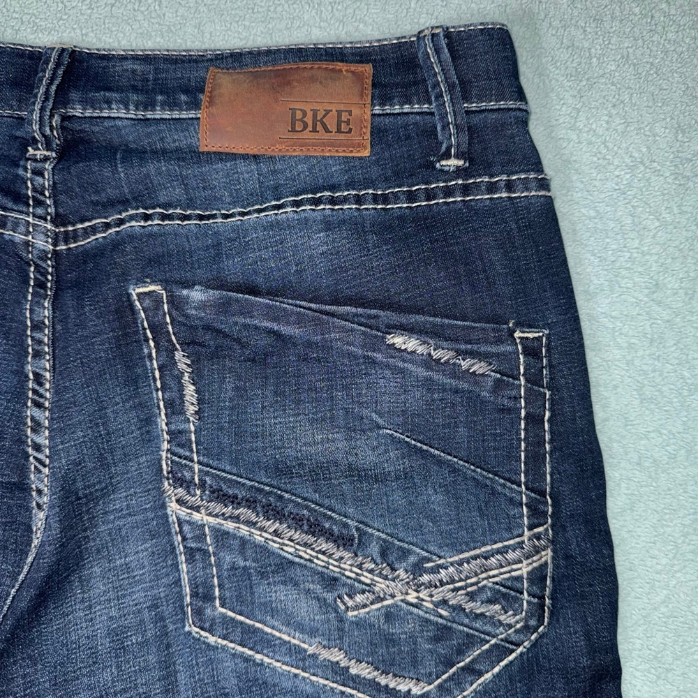 BKE Alec Straight Leg Jeans Dark wash Blue Wiskered Waist 34R/31 Inseam - Picture 13 of 13
